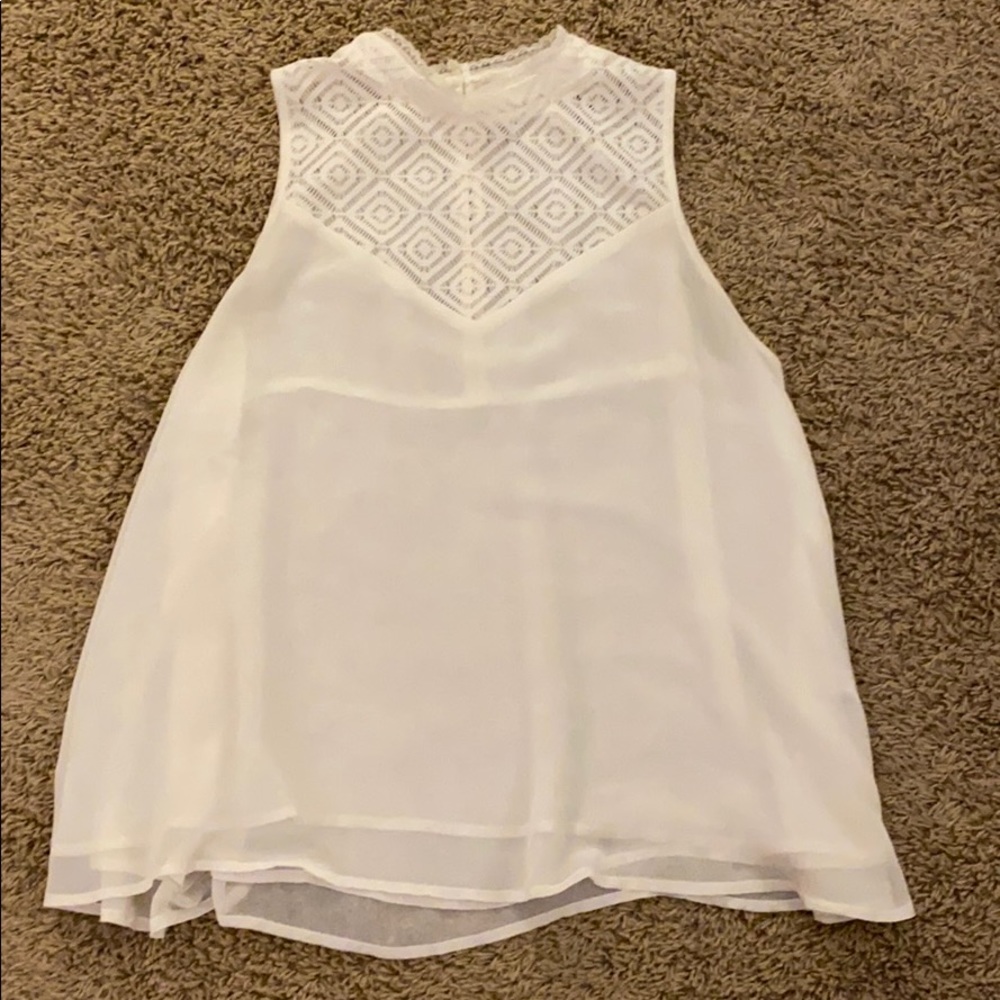 sleeveless blouse